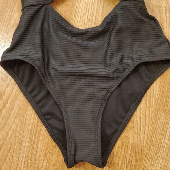 Hula Honey Juniors' Ribbed One-Piece Swimsuit- NEW - Picture 6 of 16